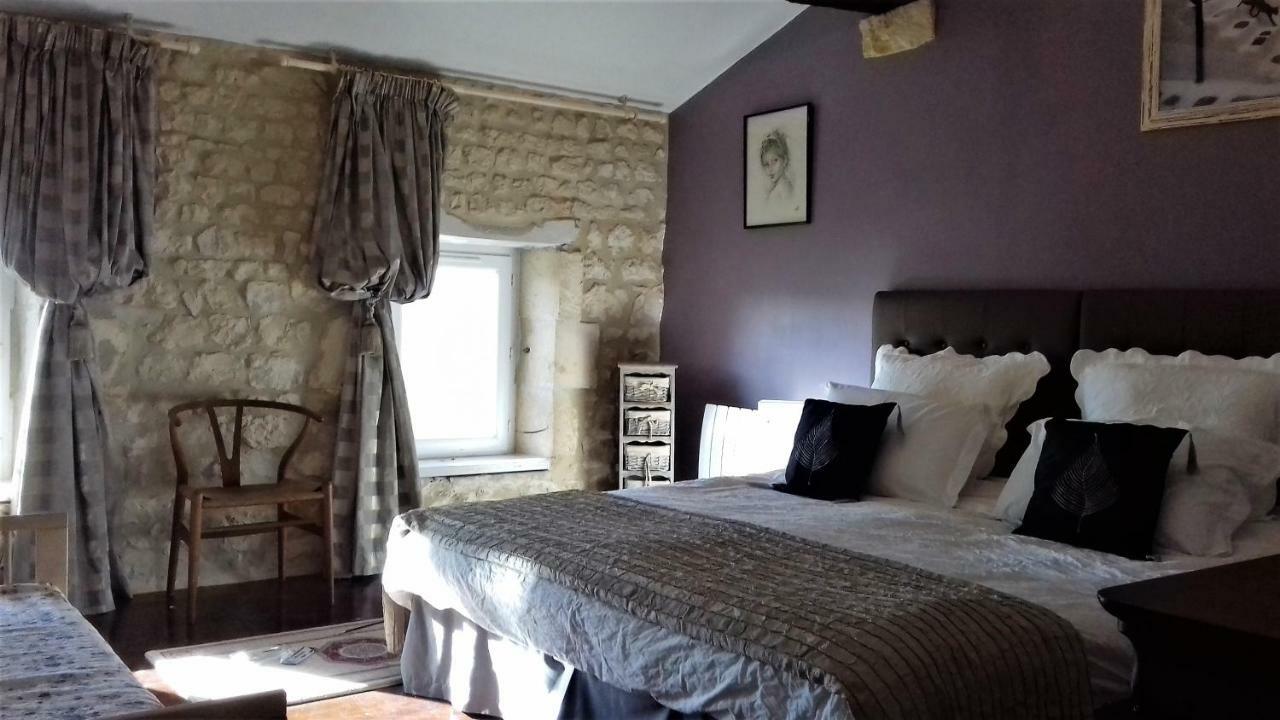 Bed and Breakfast Maison Lavande Saint-Jean-dʼAngély Exterior foto