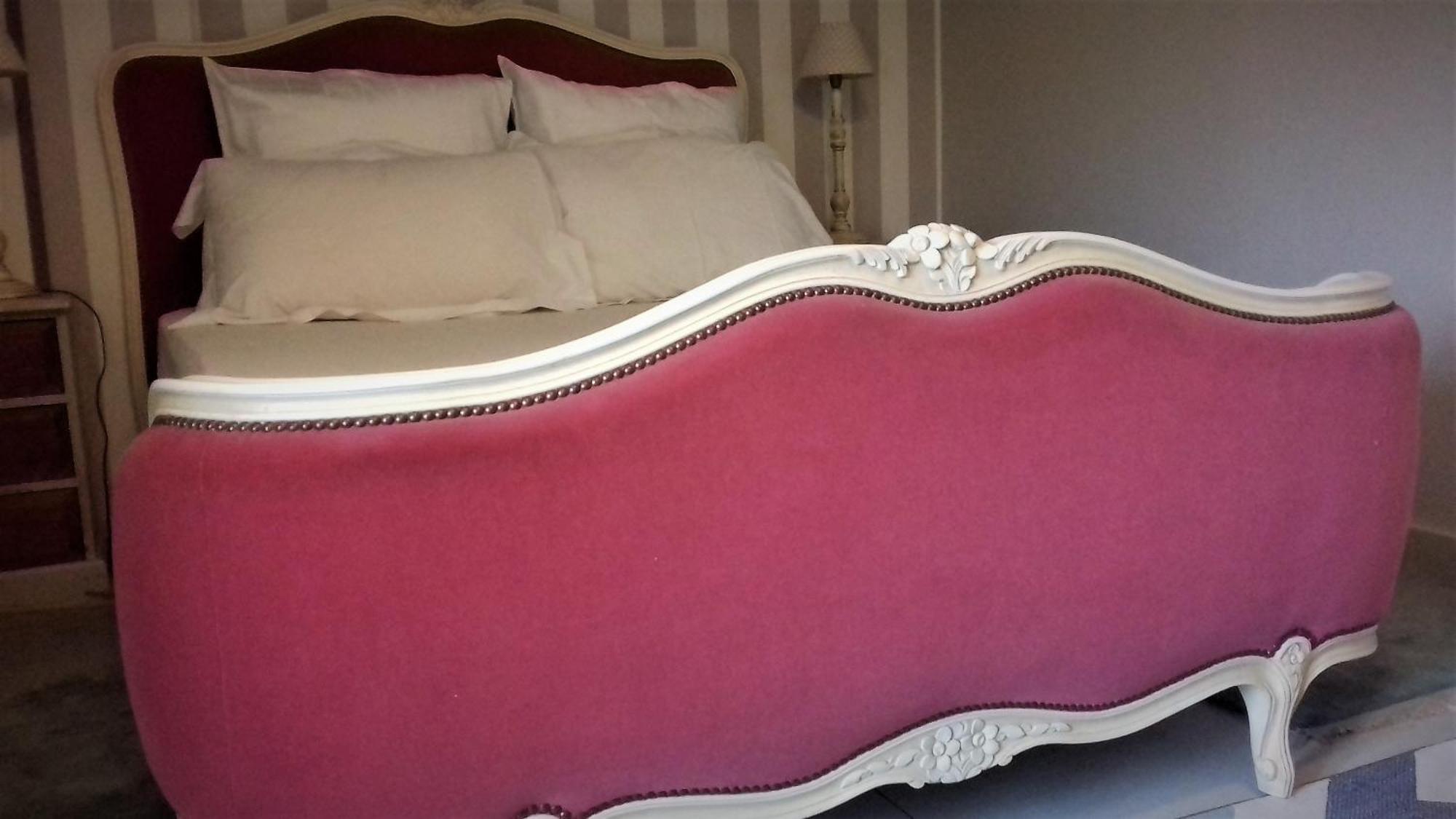 Bed and Breakfast Maison Lavande Saint-Jean-dʼAngély Exterior foto